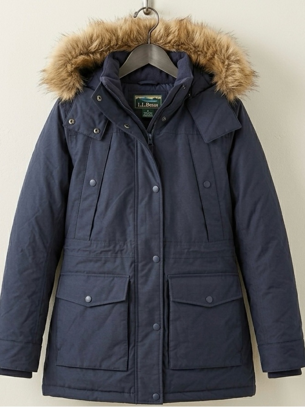 L.L.Bean Navy Down Parka Faux Fur Hood Winter Coat Women’s Large Regular